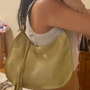 ISO: Steve Madden Handbag (DONT BUY)